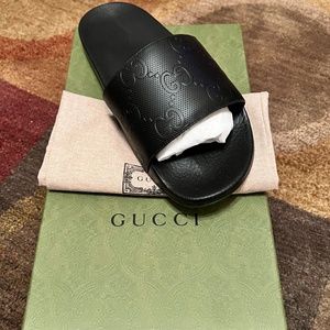 Men's Gucci GG Slides